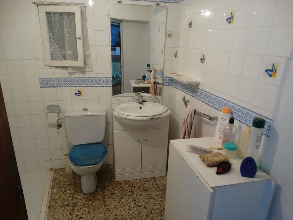 Ba&ntilde;o
